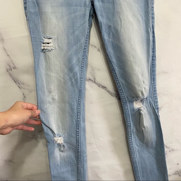 Abercrombie & Fitch Skinny Mid Rise Jeans - Picture 4 of 8